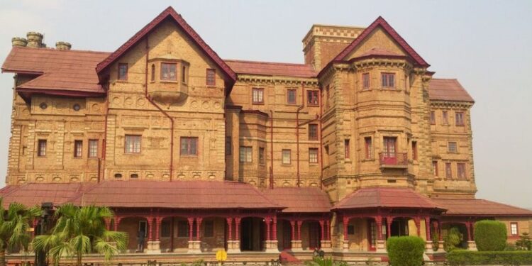 Centre Notifies New Land Laws; Now, Anyone Can Buy Land In J&K