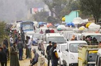 Samroli Feast: Cup of ‘Noon Chai’, Car Wash Trigger Neck Breaking Traffic Jams On National Highway, Authorities Oblivious